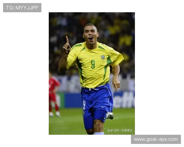 近期退役的足球明星有哪些他们的传奇生涯与未来计划揭秘